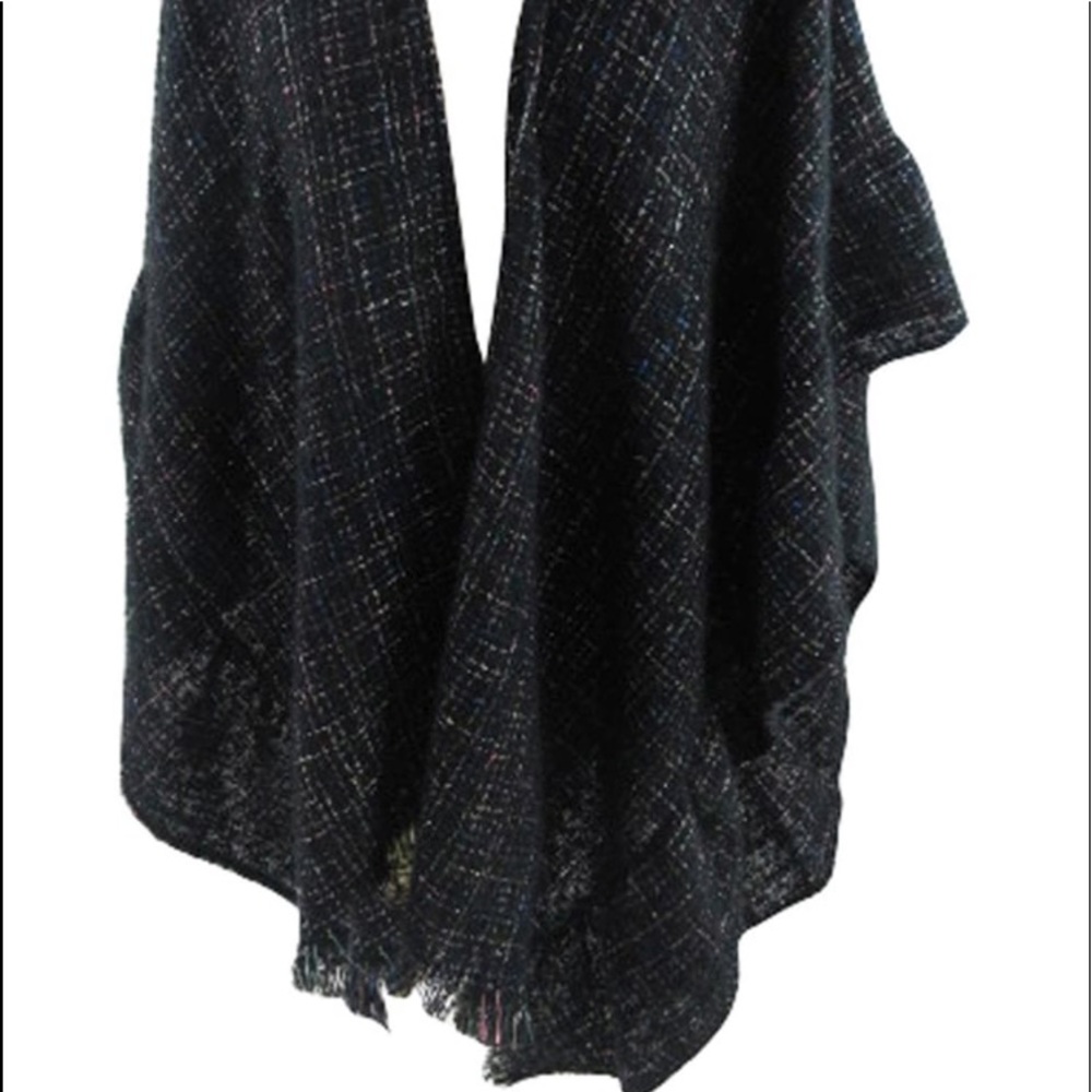 Marcus Adler Lurex Ruffle Ruana - Picture 2 of 2